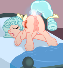 2899288__explicit_artist-colon-sherathoz_edit_cozy+glow_anus_bed_bow_clitoris_crotchboobs_dock_face+down+ass+up_female_female+focus_filly_foal_foalcon_hair+bow_.png