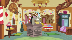 Discord_pokes_out_of_the_cardboard_box_S5E7.png