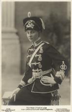 Prinzessin Victoria Luise von Preußen in Husarenuniform.jpg